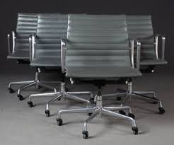 2001 eames herman miller soft pad aluminum group desk chair black leather 10+. Lot Art Charles Ray Eames Office Chair Model Ea 335 For Herman Miller 4