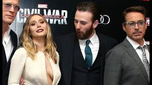 Elizabeth olsen's daring dress at the captain america: Chris Evans Caught Staring At Elizabeth Olsen S Chest At Captain America Premiere Youtube