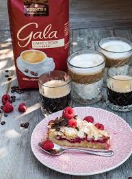 Ruck Zuck Himbeerkuchen Mit Samtweichem Mandelteig Himbeerkuchen Kuchen Himbeeren