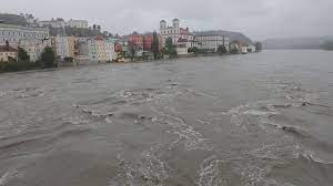 Informationen zur aktuellen hochwasserlage in passau sie können uns auch gern über. Die Hochwasserlage Am Inn In Passau Youtube