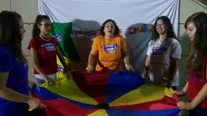 Haz que camine, que se vaya a dormir y que salte de un lado a otro del cuarto. Juegos Infantiles Educativos Para Fiestas Cumpleanos Ninos 3 A 6 Anos Youtube