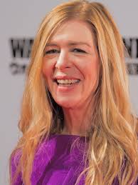 Dee Gardner's Instagram, Twitter & Facebook