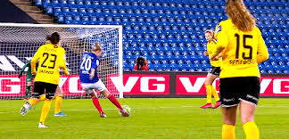Sportssjefen var fungerende hovedtrener for vålerengas beste damer i høst mens knudsen var sykemeldt av helsemessige årsaker. Valerenga Fotball Damer Explore Tumblr Posts And Blogs Tumgir