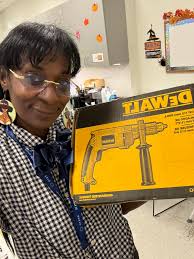 Power tools not allowed in aircraft cabin