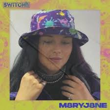 Stream Tracey Plummer music