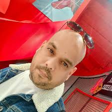 c'mon brian, you gotta put effort in 🙄 learn the art of the #familyguy  deal now