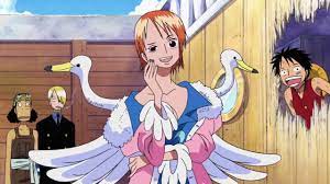 Nami flashes straw hats