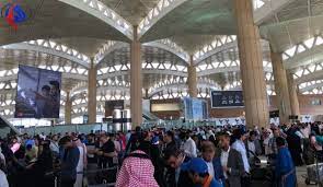 Oejn) أو مطار جدة الدولي هو مطار دولي يقع على بعد 19 كيلو متراً شمال مدينة جدة الميناء الأول في السعودية، بدأ بناء المطار في 1974، وتم افتتاح المطار رسمياً في إبريل 1981. ØªØ¹Ø·Ù„ Ø£Ù†Ø¸Ù…Ø© Ù…Ø·Ø§Ø± Ø§Ù„Ù…Ù„Ùƒ Ø®Ø§Ù„Ø¯ Ø§Ù„Ø¯ÙˆÙ„ÙŠ Ø¨Ø§Ù„Ø±ÙŠØ§Ø¶ Ù„Ù‡Ø°Ø§ Ø§Ù„Ø³Ø¨Ø¨ Ù‚Ù†Ø§Ø© Ø§Ù„Ø¹Ø§Ù„Ù… Ø§Ù„Ø§Ø®Ø¨Ø§Ø±ÙŠØ©