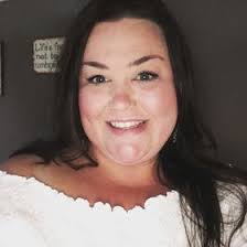 Holly Roderick's Instagram, Twitter & Facebook