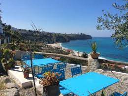Some rooms comes with balcony sea view beach acces 2mins by the garden. A Hotel Com Lisca Bianca Tropea Bed And Breakfast Tropea Italy Price Reviews Booking Contact