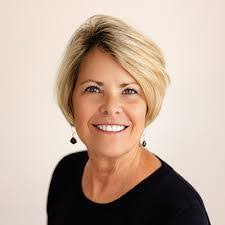 Mary Stier's Instagram, Twitter & Facebook