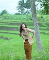 Bokep artis korea selingkuh dengan pembantu seksi. Alasan Mengapa Gadis Desa Adalah Pasangan Yang Ideal Dzargon
