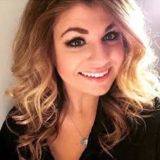 Krystal Rose's Instagram, Twitter & Facebook