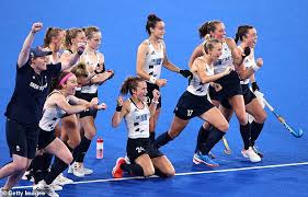 Maddie hinch suspects her shootout heroics. Lw8cr9wd Z666m