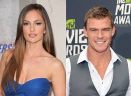 Kelly's dove is one half of the crimefighting duo known as hawk & dove. Info On Titans Alan Ritchson And Minka Kelly As Hawk And Dove Nerd Reactor