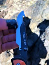 Maybe you would like to learn more about one of these? The Outdoor Edge Razor Lite Edc 6 Things To Know About This Replaceable Blade Skinning Knife Hunter S Gear Guide