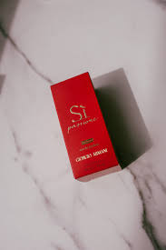 Мала спершу маленький тестер, а потім подарувала собі флакон 50 ml. Giorgio Armani Si Passione Intense Together Journal Beauty