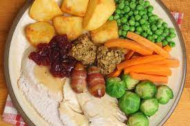 These vegetables were made using a very simple method and turned out to be the perfect complement to our meal. Britain S Favourite Christmas Dinner Ingredients Revealed Mirror Online