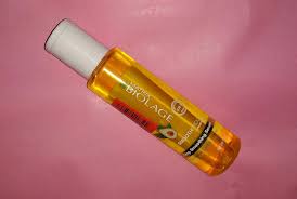 We found the best hair serums for straightening, shine, frizz control, and split end help. Buzz With Floozy Matrix Biolage 6 In 1 Smooth Proof Deep Smoothing Serum Review