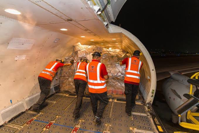 Alcalde de Panamá reveló que parte de la ayuda humanitaria enviada para La  Guaira habría terminado en Maturín - Alertas 24