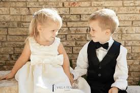 In questa lingua ci sono molte particolarità e fatti. Buy Paggetti Matrimonio Estate Cheap Online