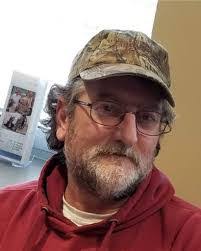 Robert Guyette's Instagram, Twitter & Facebook