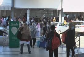 We did not find results for: Tiada Penjarakan Fizikal Ribuan Penumpang Bersesak Di Jeti Feri Ke Langkawi Astro Awani