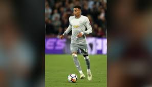 West ham had the ball in the back of the net just minutes after the restart as jesse lingard's excellent strike survived a var check. Lingard S Match Shirt West Ham Man Utd 2018 Charitystars