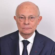 Marszałek senior Senatu. Kto może nim zostać?