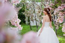 Now is the time to shop for prom or bridal gowns. Taiwan Wedding Clothes Fashion Dresses