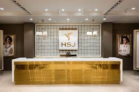 Contact designer > high end dubai luxury jewelry display showcase. Hsj Jewellery Showroom Interior Design By Rmdk The Architects Diary