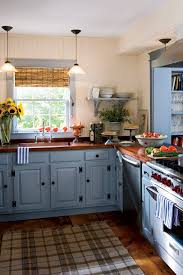 Best kitchen colors create amazingly beautiful kitchens with complementing color combinations at high rank of beauty and value. Modern Small Kitchen Colour Schemes Novocom Top