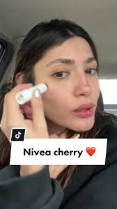 Mi secreto para nk verme como fantasma si no tengo ganas de maquillarme  #maquillaje #niveacherry #tintadelabios