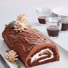 Buche De Noel Recipe In 2020 Cake Recipes Buche De Noel Cake