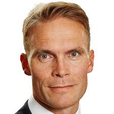 Trond Grande and Dag Huse are asked about Carine Smith Ihenacho's email  address