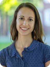 Barbara Elias's Instagram, Twitter & Facebook