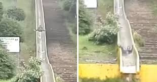 Surtlings die when walking in water, allowing you to convert their spawn point (shown as a giant fire geyser) into a surtling core plus coal farm. Dude Takes A Painful Ride Down An Abandoned Water Slide Ouch Video