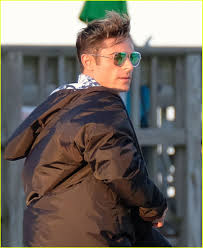 Zac efron new look is another game that you are going to be playing on our site and try to figure out all the stuff that we are sure you are going to be making a lot of times without any help at all. Full Sized Photo Of Zac Efron New Look Filming Baywatch 03 Photo 3613015 Just Jared
