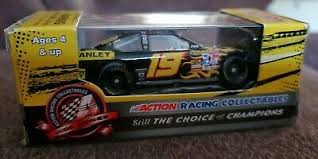 Nascar shop has the best selection of nascar diecasts available in a variety of styles and sizes so you can commemorate every. Brand New 2009 Nascar Action 1 64 Elliott Sadler 19 Stanley Charger Cars Racing Nascar Fireszone Sport Touring Cars