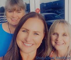 🚨✨ Support Local & Shop in Style! ✨🚨One of our amazing local heroes wants  to remind everyone about the Rogue Valley Mall 🛍️, located