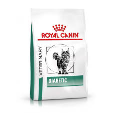 Diabetic cat food should be high in protein and very low in carbohydrates (less than 10% and even under 5% is best in some cases). Royal Canin Diabetic Cat Food Dry From 15 07