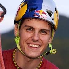Janja garnbret is a slovenian rock climber and sport climber who has won multiple lead climbing and bouldering events. Domen Skofic Dating Hot Girlfriend Janja Garnbret Net Worth Vergewiki