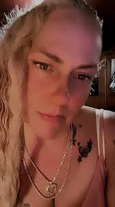 April 30 ♉♉ Almost 47 and I love who I am. Embrace natural beauty and be  humble!💯