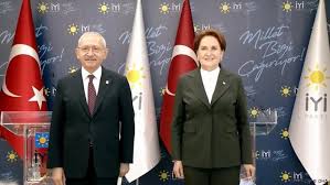 Kemals vater änderte in anlehnung an den beinamen (lakab) seines eigenen vaters den familiennamen 1950 in kılıçdaroğlu um. Kilicdaroglu Ve Aksener Den Secim Cagrisi Turkiye Dw 25 11 2020