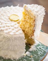 Tarte Maison By Tizi Foz On Instagram O Soft Coconut Cake Agora Faz Parte Do Nosso Catalogo E E Simplesmente Uma Das Nossas Melhores Criacoe Food Cake Cheese