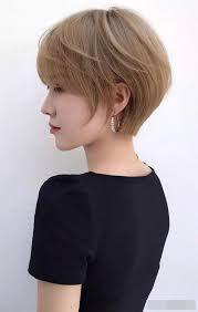 10 kiểu tóc ngắn mùa hè chuẩn chỉnh: Vừa xinh lại vừa mát, ai cũng trẻ và  sang hơn