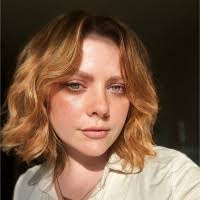 Amber Voss's Instagram, Twitter & Facebook