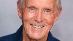 Jane Asher leads Orange Tree revival of The Circle