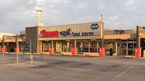 The Untold Truth Of Save A Lot In 2020 Discount Grocery Stores Discount Grocery Publix