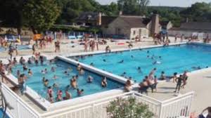Petition Reouverture De La Piscine D Ete De Senlis Et Annulation Du Projet De Logements Bouygues Change Org